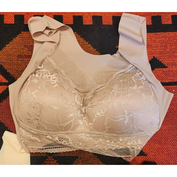 Set Of 3 Lace Wireless XL Bralettes Beige, Black & Cream Stretchy Nylon Spandex - Picture 7 of 10